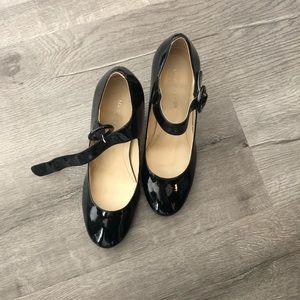 Mark Fisher size 6 Mary Jane patent leather heels